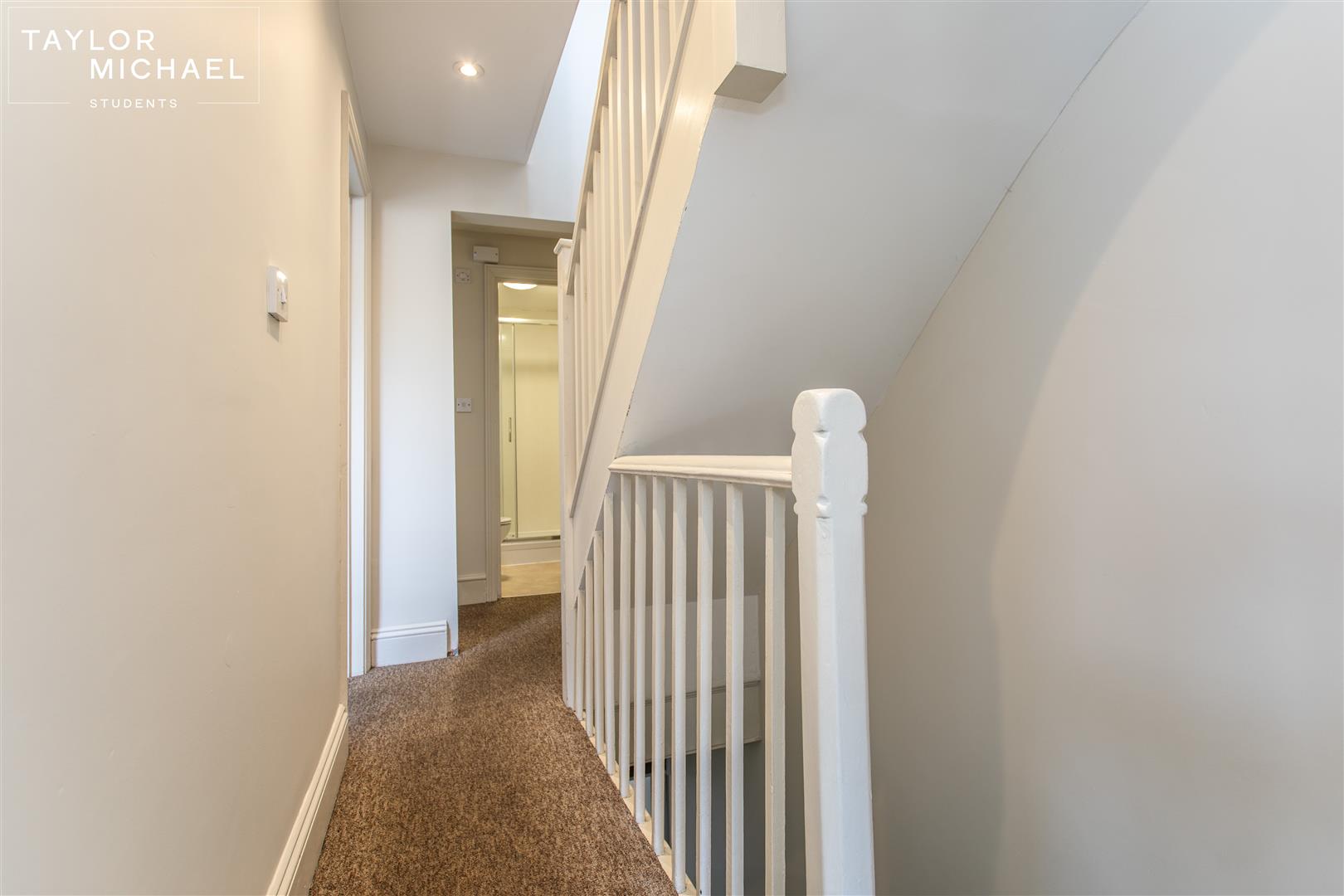 36 Coombe Terrace-19.jpg